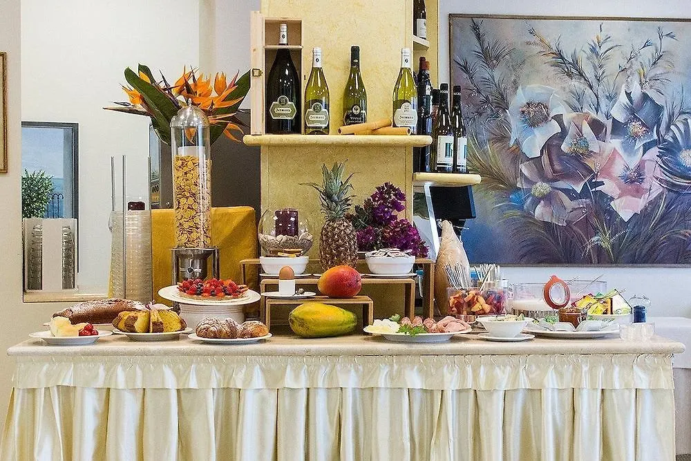 Piccolo Hotel Diano Marina 3*,  Italy