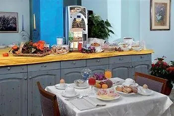 Piccolo Hotel Diano Marina 3*,