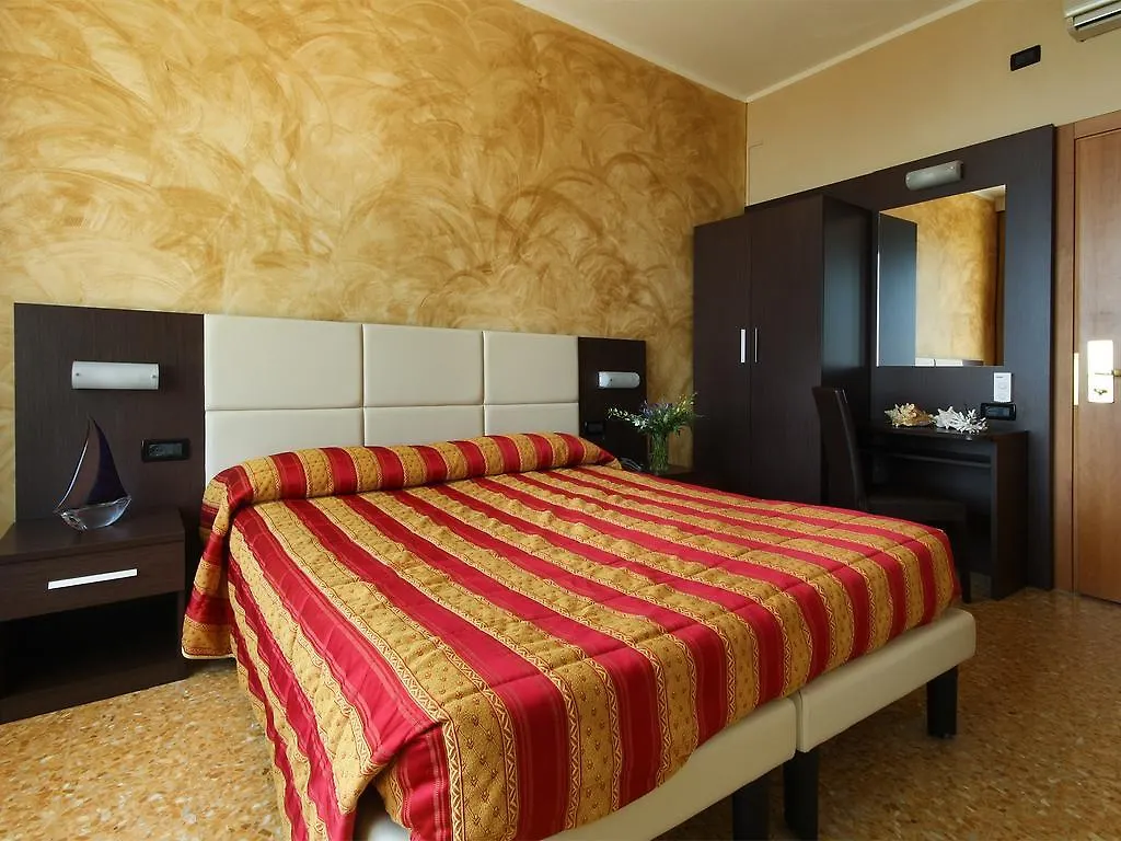 Piccolo Hotel Diano Marina 3*,  Italy