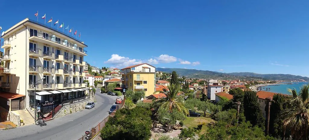 Piccolo Hotel Diano Marina