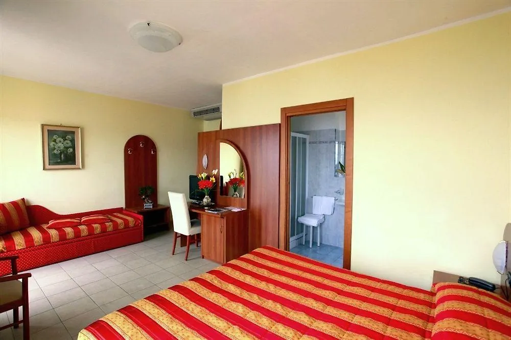 Piccolo Hotel Diano Marina