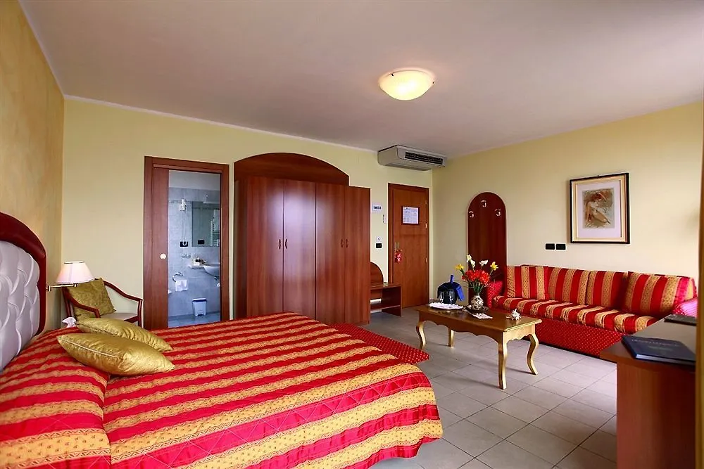Piccolo Hotel Diano Marina