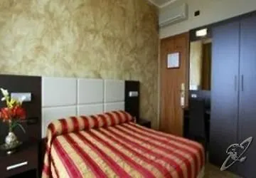 Piccolo Hotel Diano Marina