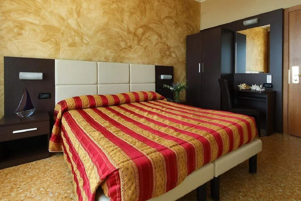 Piccolo Hotel Diano Marina